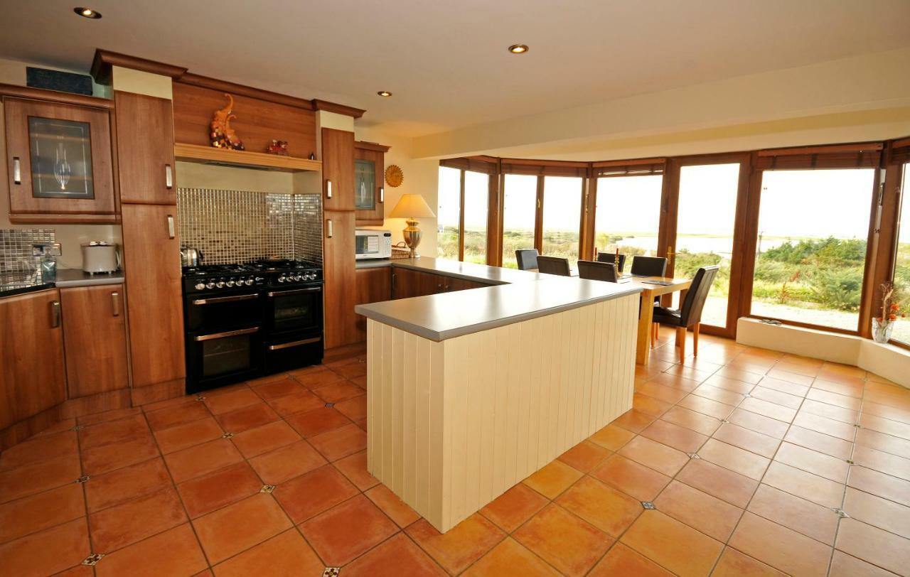 House With Sea Views Close To Beach With Wifi And Large Kitchen And Dining Ardnagreevagh Extérieur photo
